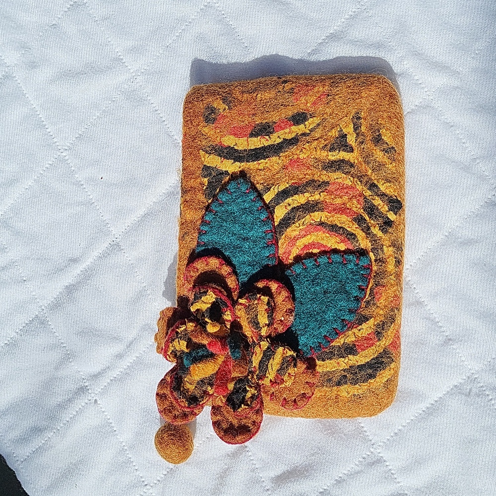Ladies NWOT felted clutch, 100% wool, gold/amber and aqua, felted flower, 7"x 4"